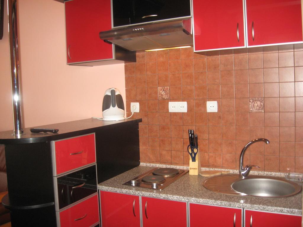 Площа Старий Ринок З Балконом Lägenhet Lviv Exteriör bild